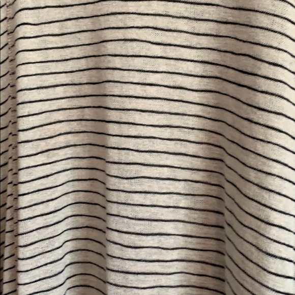Design Lab tunic top NWT. Black & tan stripe. - Picture 4 of 5